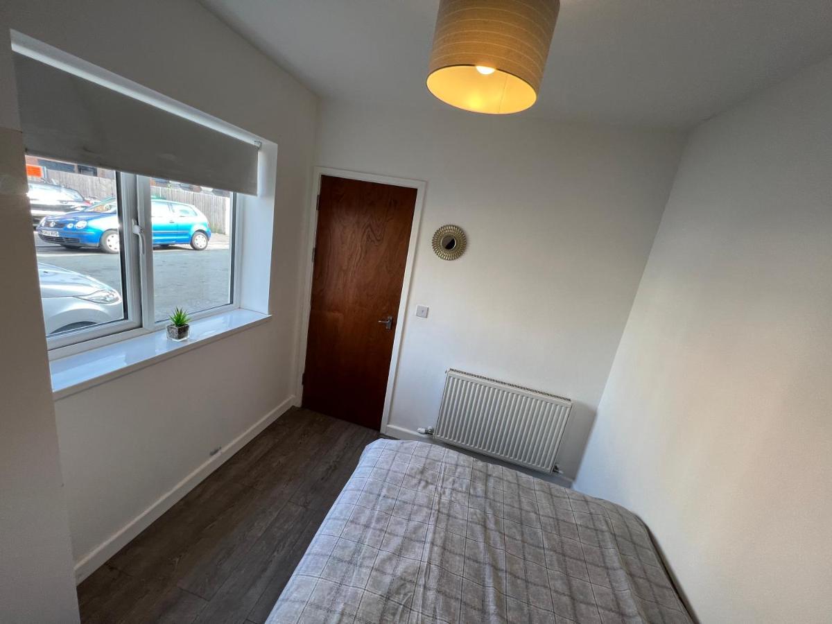A Spacious Flat Cardiff Buitenkant foto