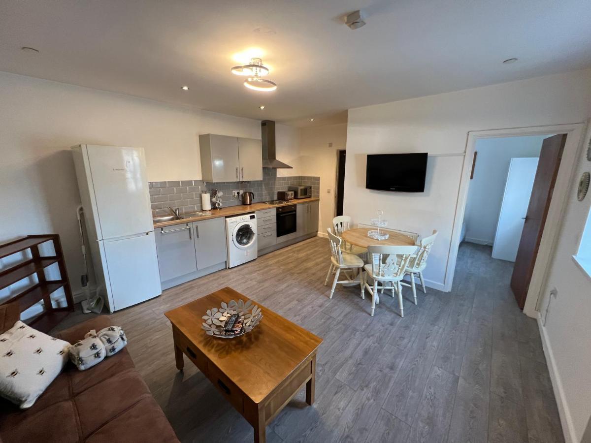 A Spacious Flat Cardiff Buitenkant foto